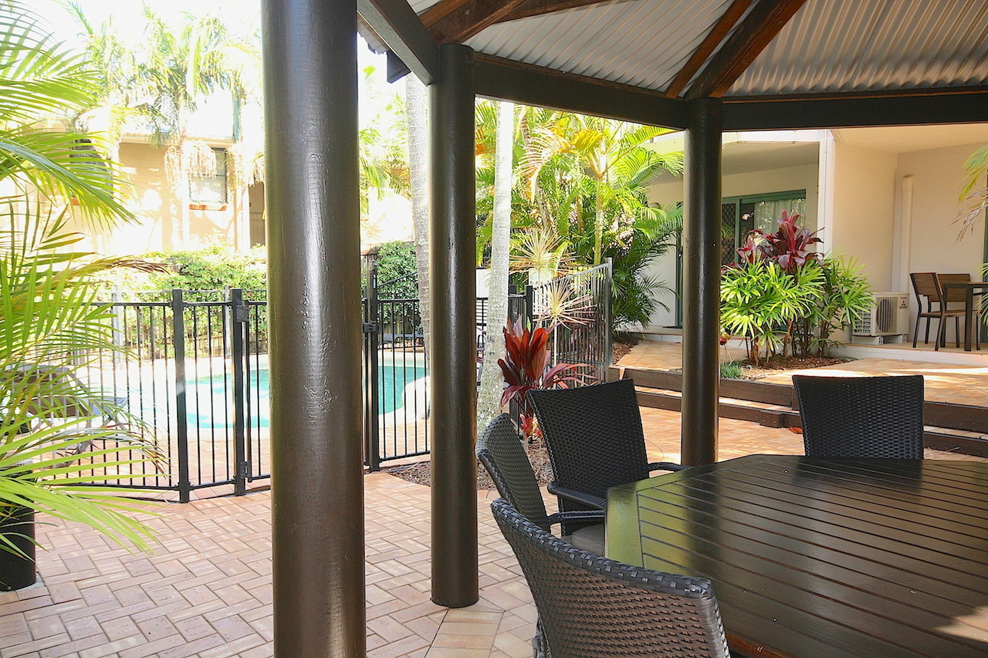 Cossies Apartment Byron Bay Buitenkant foto